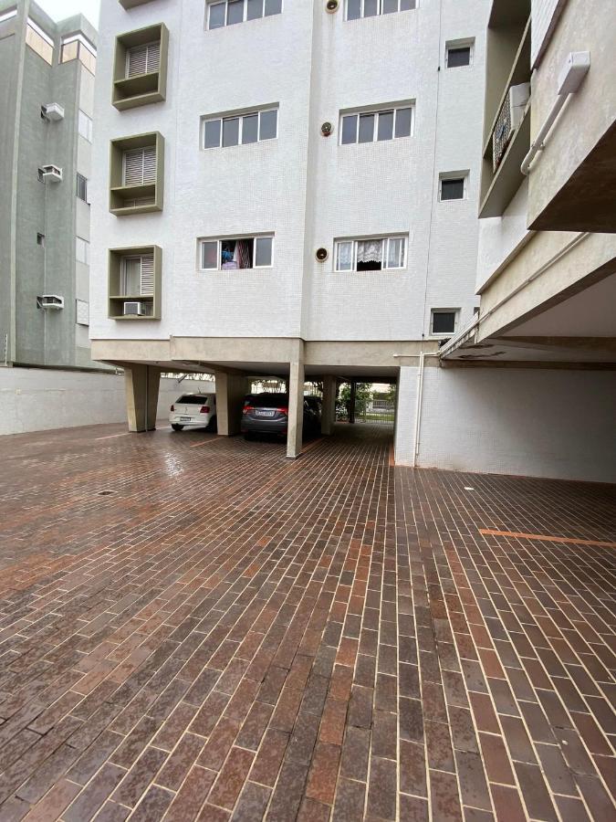 Duplex 500 Metros Da Praia - グァルジャー エクステリア 写真